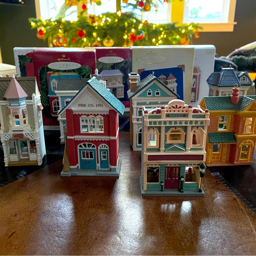 Hallmark Keepsake Ornament Collectors Series Nostalgic Houses and Shops